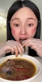 郝依霜